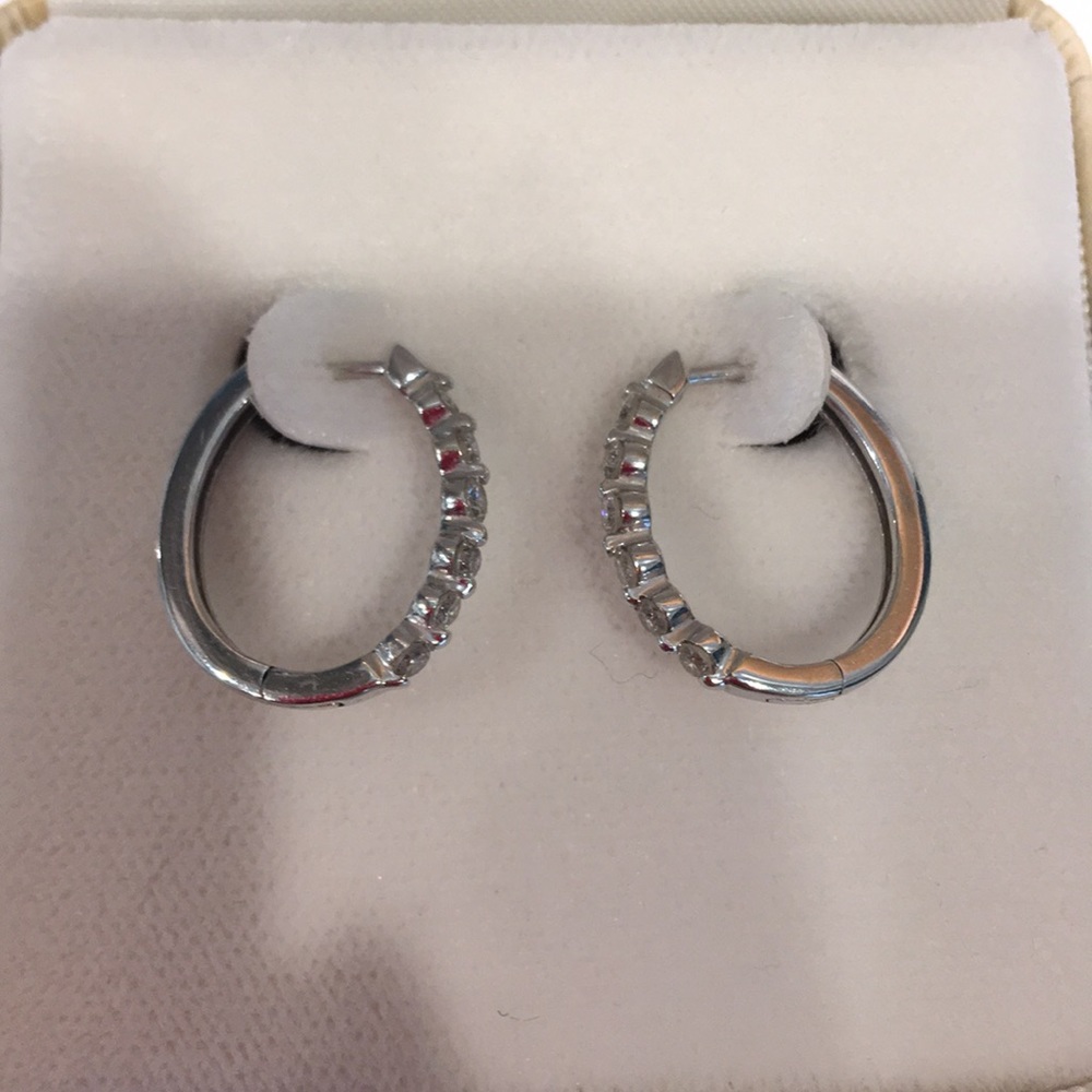 1/4 carat round diamond hoops earrings White gold